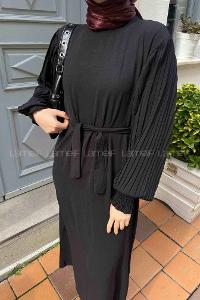 Lamelif Kol Plise Detaylı Elbise Siyah