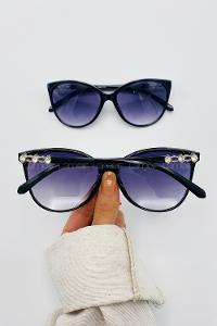 Lamelif Cates Siyah Taş Detaylı Güneş Gözlüğü