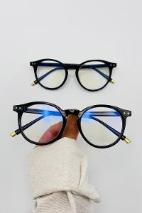 Lamelif Varus Siyah Çerçeve Şeffaf İmaj Gözlük