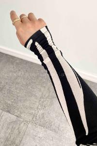 Lamelif Balıkçı Yaka Desenli  Body Siyah