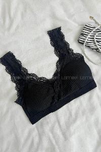 Black Cotton Without Underwire Unsupport Bralet