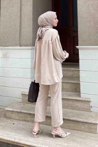 Lamelif Yaka Fırfır Detaylı İkili Tesettür Takım Bej