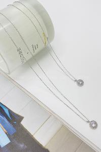 Lamelif Gümüş Kristal Taşlı Baget Zirkon Kolye