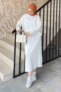 Lamelif Kristal Etekli Tesettür Takım Beyaz