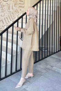Lamelif Önü Taşlı Keten Takım Camel