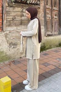 Beige Crew Neck Long Arm Without Accessories Combed Fabric Regular Trousers Comfortable Suit