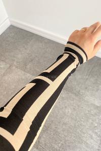 Lamelif Yarım Balıkçı Yaka Geometrik Desen Body Bej