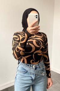 Brown With Milk Crew Neck Body