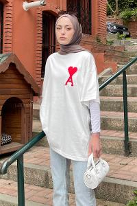 Lamelif  Kabartma Nakış  Kalp Baskılı Tshirt Beyaz
