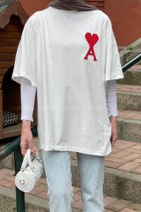 Lamelif  Kabartma Nakış  Kalp Baskılı Tshirt Beyaz