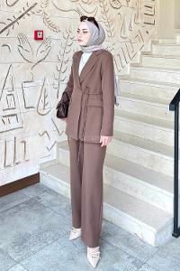 Lamelif Bağlama Detaylı Ceket Takım Kahverengi