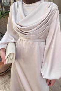 Lamelif Ön Drapeli Saten Tesettür Elbise Taş Rengi