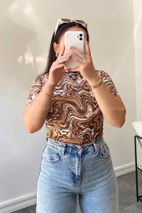 Brown Turtle Neck Short Arm Combed Fabric Body