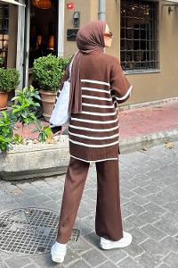 Lamelif Çizgili Yaka Düğme Detaylı Triko Tesettür Takım Acı Kahve