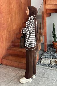 Lamelif Çizgili Yan Düğme Detaylı Triko Tesettür Takım Acı Kahve