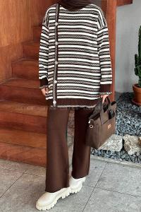 Lamelif Çizgili Yan Düğme Detaylı Triko Tesettür Takım Acı Kahve