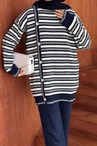 Lamelif Çizgili Yan Düğme Detaylı Triko Tesettür Takım Lacivert