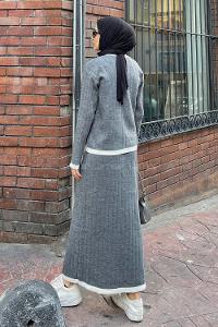 Lamelif Cep Detaylı Düğme Detaylı Triko Tesettür Takım Gri