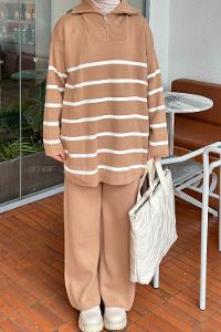 Lamelif Yaka Fermuarlı Çizgili Triko Tesettür Takım Sütlü Kahve