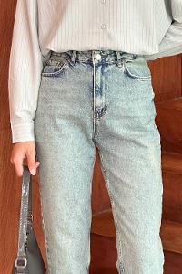 Lamelif Kesik Paça Fit Jean Eskitme Mavi