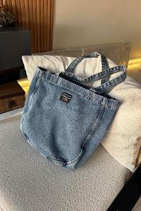 Lamelif Yıkamalı Kot Arma Detaylı Çanta