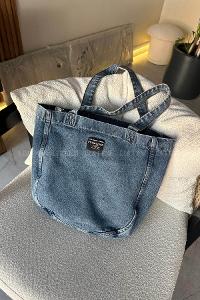 Lamelif Yıkamalı Kot Arma Detaylı Çanta