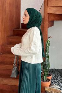 Lamelif İnci Detaylı Triko Kazak Beyaz