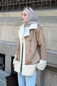 Lamelif Önü Boydan Düğmeli Kürklü Mont Soft Kahve