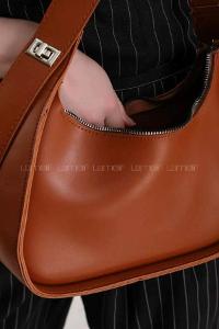 Tan Buckle Skin Hand Bag Bag