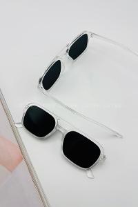 Lamelif Şeffaf Çerçeve Siyah Güneş Gözlüğü