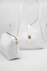 Lamelif Kilit Detaylı Kanguru El Ve Omuz Çantası Yavru Çantalı Kadın Beyaz