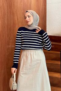 Navy Blue Medium Crew Neck Long Arm Jumper