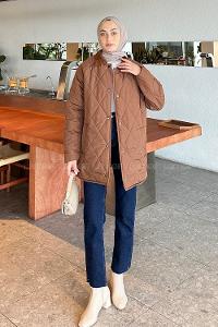 Lamelif Kadife Yaka Detaylı Kapitone Mont Kahverengi