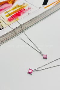 Lamelif Pembe Kristal Taşlı Zirkon Kolye