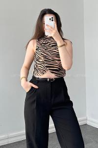 Camel Mock Turtle Neck Zero Arm Combed Fabric Body