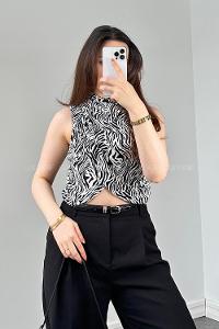 Lamelif Kruvaze Detaylı Zebra Desen Body Siyah