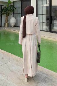 Lamelif Pileli Etek-Ceketli Tesettür Takım Taş Rengi