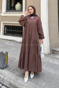Lamelif Ön Yarım Düğme Detaylı Müslin Kumaş Tesettür Elbise Kahverengi