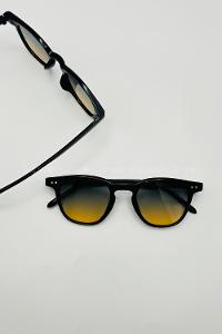 Very Colorful-en Glasses