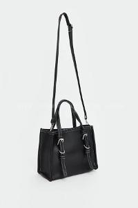 Lamelif Deri Görünümlü Kadın Omuz Çantası Siyah