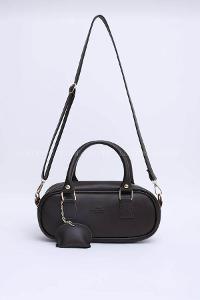 Lamelif Charm Detaylı Fermuarlı Ayarlanabilir Askılı El, Kol ve Omuz Çantası Acı Kahve