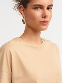 Beige Crew Neck Short Arm Cotton Fabric Unprinted T-shirt