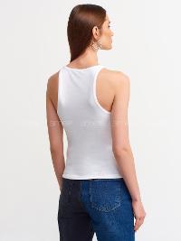 White Crew Neck Short Arm Cotton Fabric Unprinted T-shirt