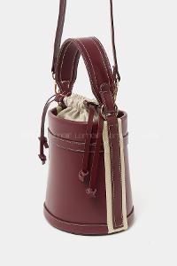 Lamelif Kova model Kontrast Dikişli Büzgülü Kapatma El ve Omuz Çanta Bordo