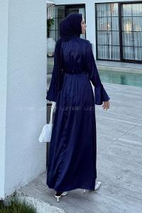 Lamelif Pileli Gül Detaylı Tesettür Elbise Lacivert