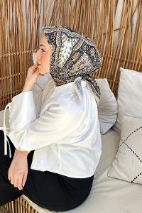 Lamelif Retro Desen Soft Eşarp Bej Siyah