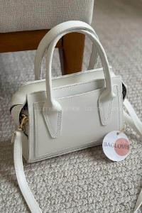 White Buckle Skin Hand Bag Bag