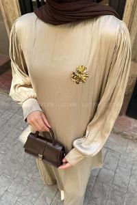 Lamelif Broş Detaylı Tesettür Elbise Vizonrengi