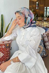 Lamelif Çiçek Desen Soft Eşarp Gece Mavisi