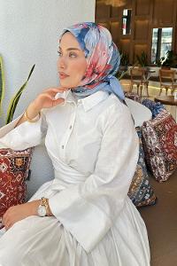 Lamelif Çiçek Desen Soft Eşarp Gök Mavisi